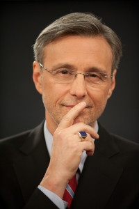 Thom Hartmann